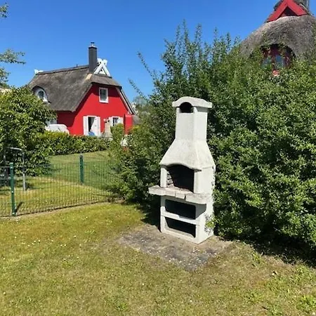 Дом отдыха Koenigshoern Og, Helle Mit Balkon Eigenem Eingezaeuntem Garten Und Naehe Zum Hunde Herzlich Willkommen *