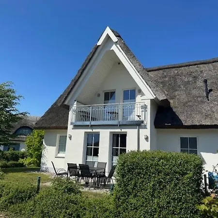 Koenigshoern Og, Helle Mit Balkon Eigenem Eingezaeuntem Garten Und Naehe Zum Hunde Herzlich Willkommen Vakantiehuis