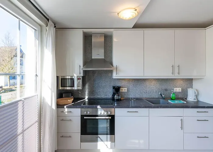 Koenigshoern Og, Helle Mit Balkon Eigenem Eingezaeuntem Garten Und Naehe Zum Hunde Herzlich Willkommen *