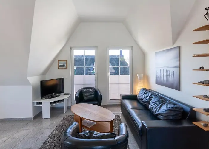 Koenigshoern Og, Helle Mit Balkon Eigenem Eingezaeuntem Garten Und Naehe Zum Hunde Herzlich Willkommen 펜션 *